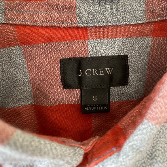J. Crew plaid long sleeve button down shirt - Picture 4 of 4